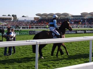 Race 4 h Sir Valentino.jpg