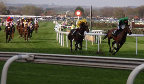 Aintree 09 April 2011 q r.jpg