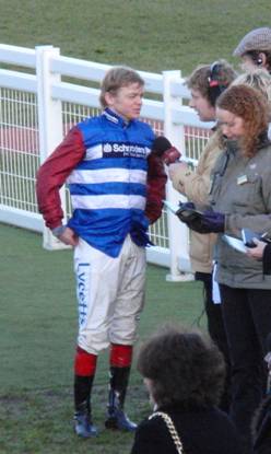 Cheltenham 24 jan 09 red 14.jpg