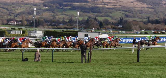 Cheltenham Day 4 2011 f r.jpg