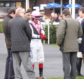 Kempton Park 12 03 12 Race 3 b r.jpg