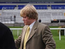 Kempton Park 01 Nov Choc 7 r.jpg