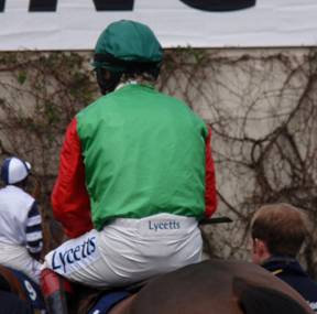 Kempton Park 27 Feb 2010 f r.jpg
