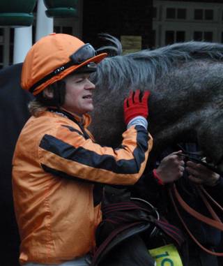 Sandown Park 05 Feb 2011 w r.jpg