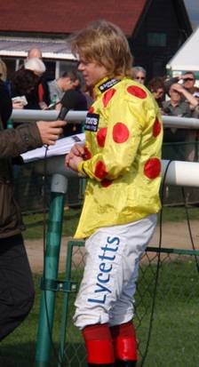 Towcester 28 March 2011 1000 u r.jpg