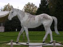 Dessie Statue.jpg