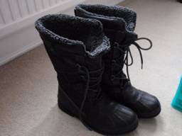 waterproof boots.jpg