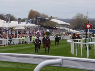 Race 2 k the finish.jpg