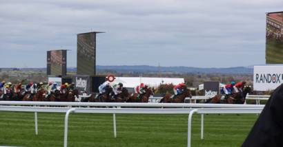 Foxhunters b one circuit to go.jpg
