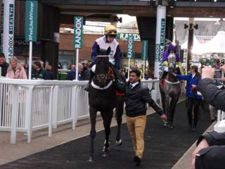 Race 7 f Polly's Pursuit.jpg