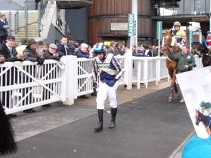 o race 5 Guy Disney.jpg