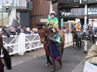 u race 5 On The Fringe.jpg