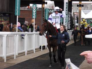 a race 7 Duhallow Gesture.jpg