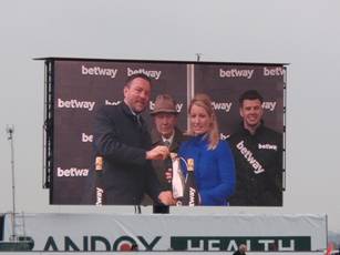 x race 2 Kayley Woollacott.jpg