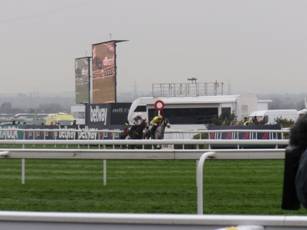 j race 4 the finish.jpg