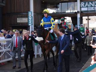 Race 1 l Tikkanbar.jpg