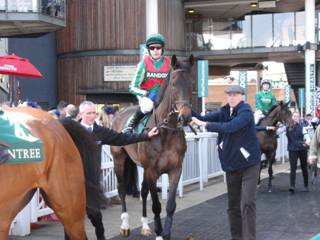 Race 1 m Mr Big Shot.jpg
