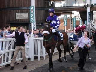 Race 3 c Lady Buttons.jpg