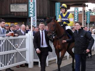 Race 3 f Shantou Rock.jpg