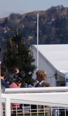 Cheltenham Day 1 a r.jpg