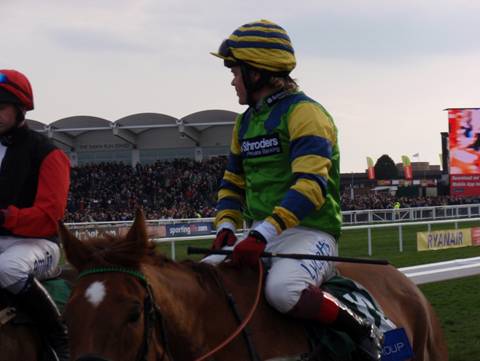 Cheltenham 2011 Day 3 l r.jpg