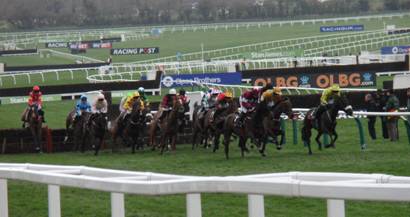Race 5 e one circuit to go.jpg