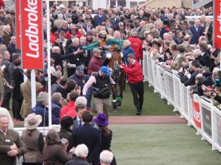 Race 4 l.jpg