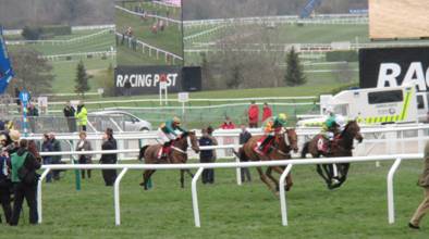 Race 4 w the finish.jpg