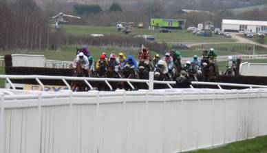 Race 5 f mid-race.jpg