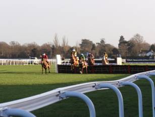 Race 4 e over the 2nd.jpg