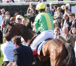 Newbury race 3 6 r.jpg