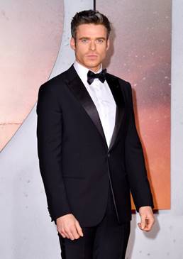LONDON, ENGLAND - DECEMBER 04: Richard Madden attends the "1917" World Premiere and Royal Performance at the Odeon Luxe Leicester Square on December 04, 2019 in London, England. (Photo by Gareth Cattermole/Getty Images)